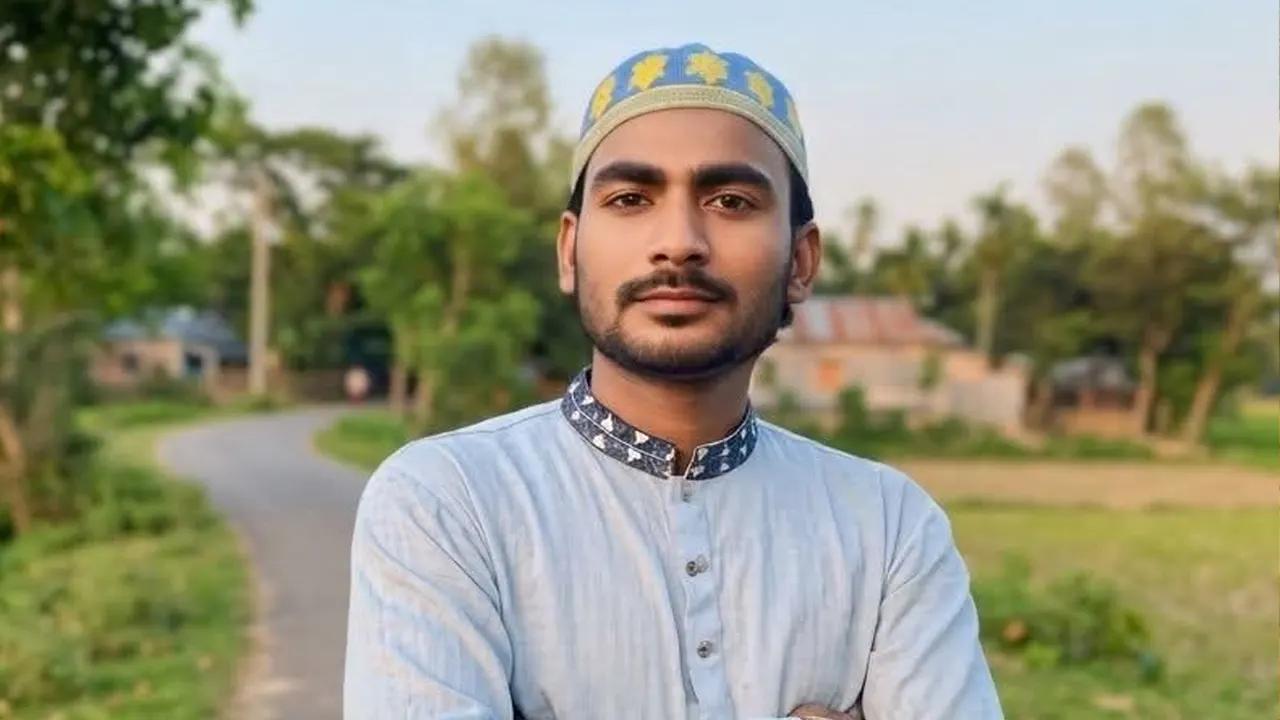 হরিপুরে নিয়োগ পরীক্ষার খাতা ছিনতাই মামলায় গ্রেপ্তার ১